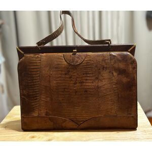 Vintage Genuine Lizard Leather Purse 1940's/50's by Sterling USA Brown